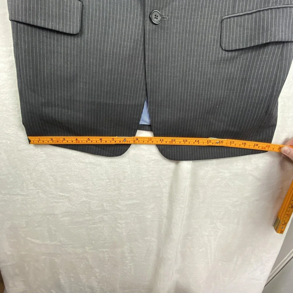 Tommy Hilfiger Suit Jacket Mens 40R Gray Pinstripe 100% Wool 2 Button Blazer